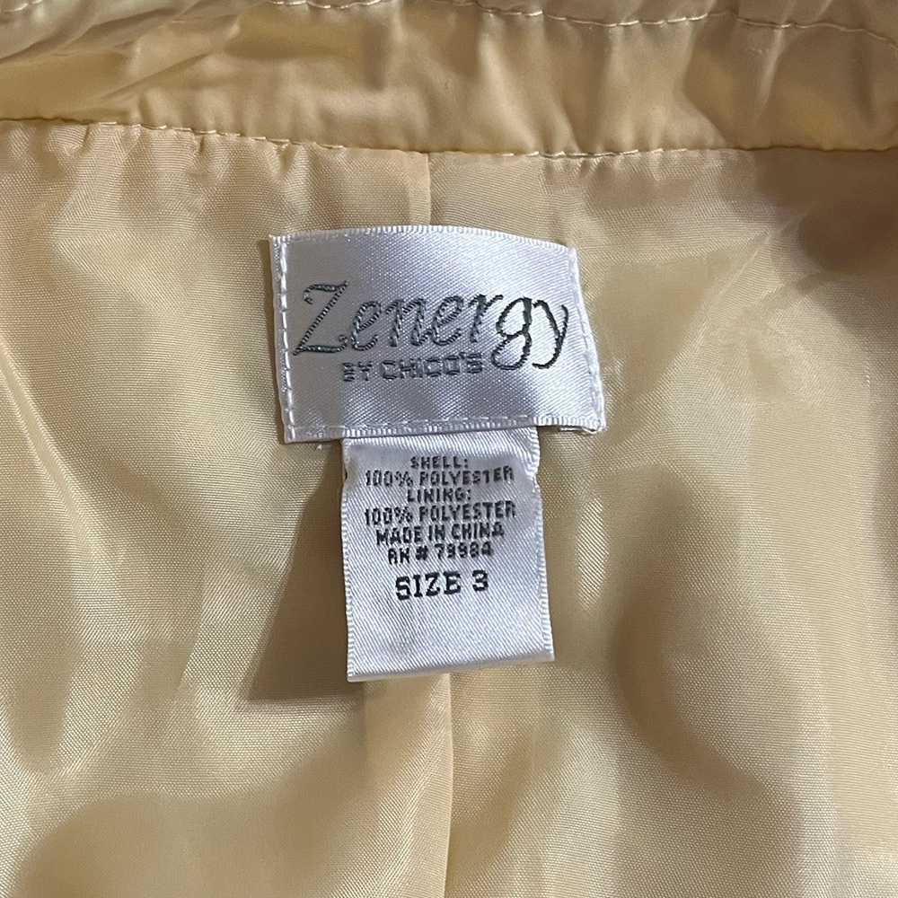 Zenergy by Chico’s Pale Yellow 1990s Utility Jacket with Elastic Waist | 16 - Picture 11 of 12